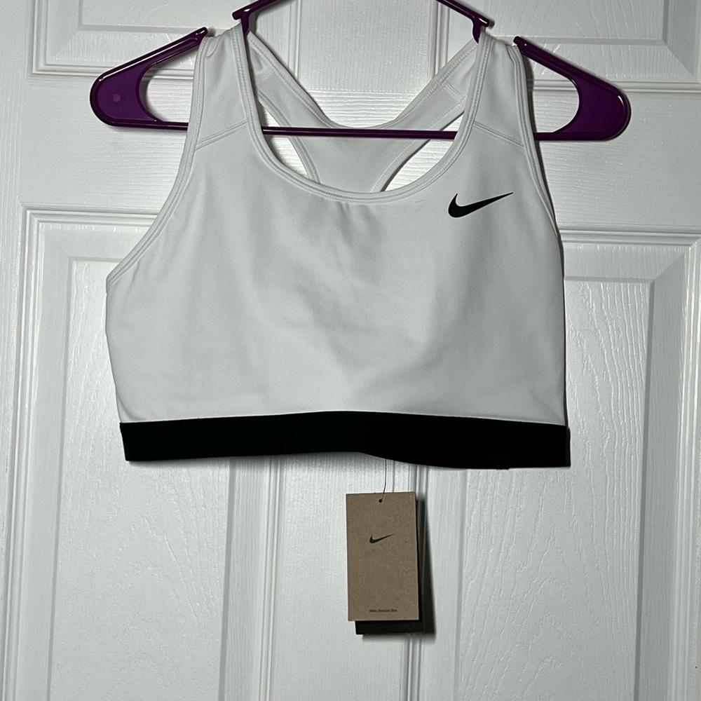 Women’s Nike Training Sports Bra - Size XL - NWT
